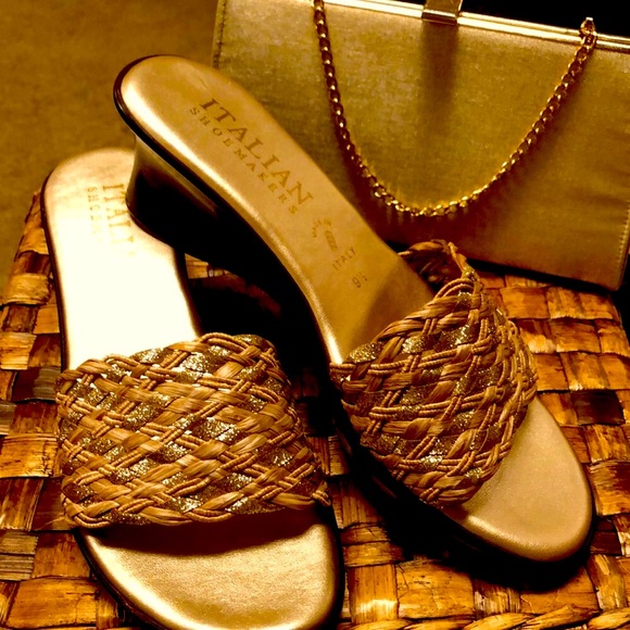 Italian shoemakers gold metallic slides. Size 9.5. Fits like 9. - Picture 1 of 7